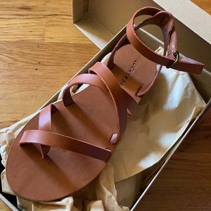 Lucky brand Aubree leather sandals size 6.5